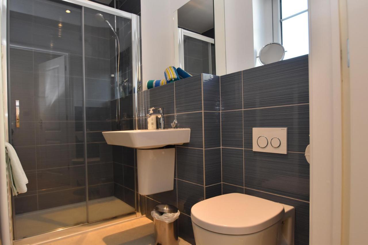 Strand House Camber Екстериор снимка