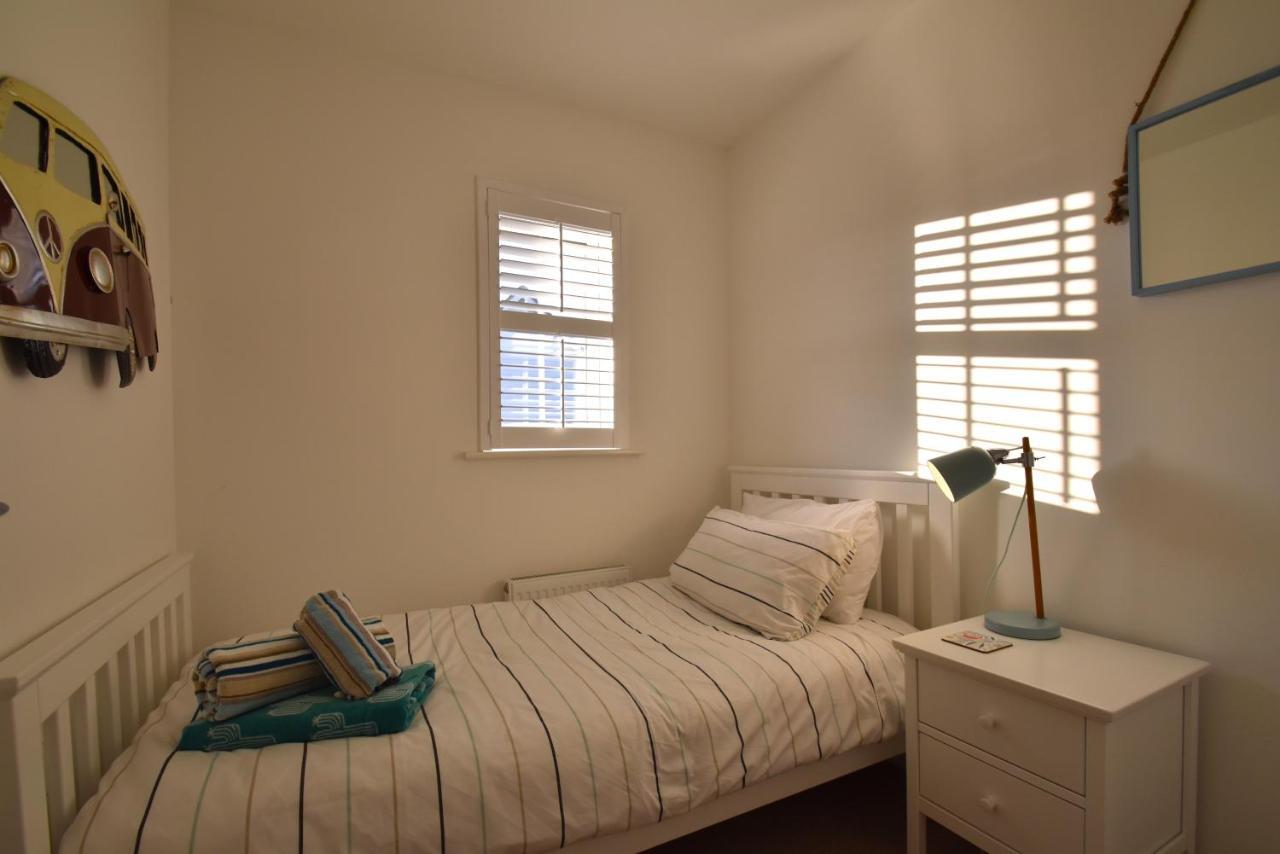 Strand House Camber Екстериор снимка