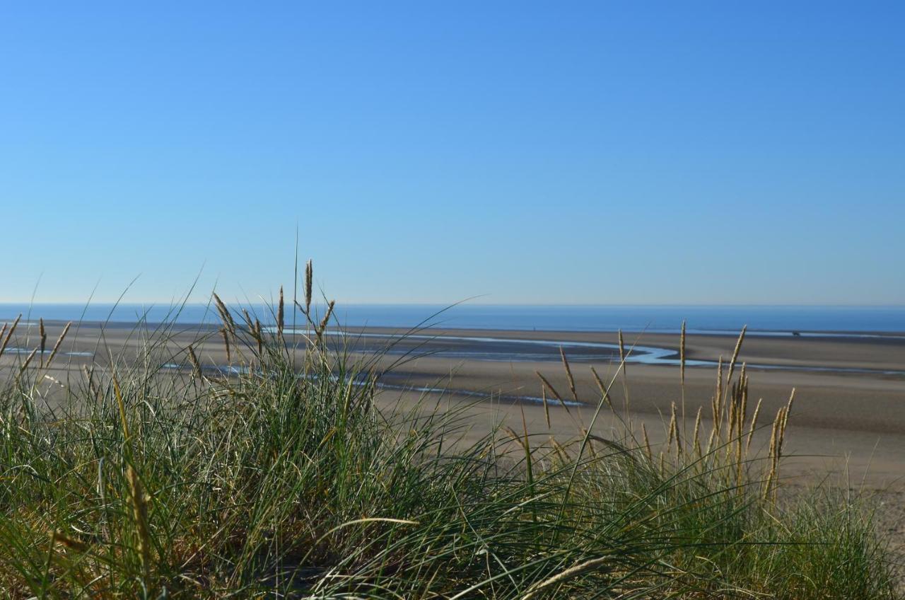 Strand House Camber Екстериор снимка
